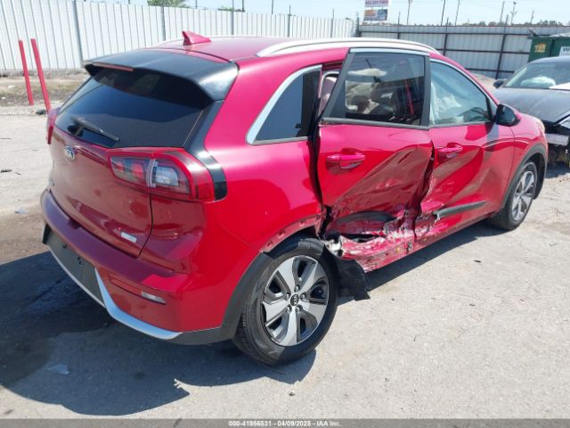 KNDCB3LC3J5143382 KIA NIRO LX