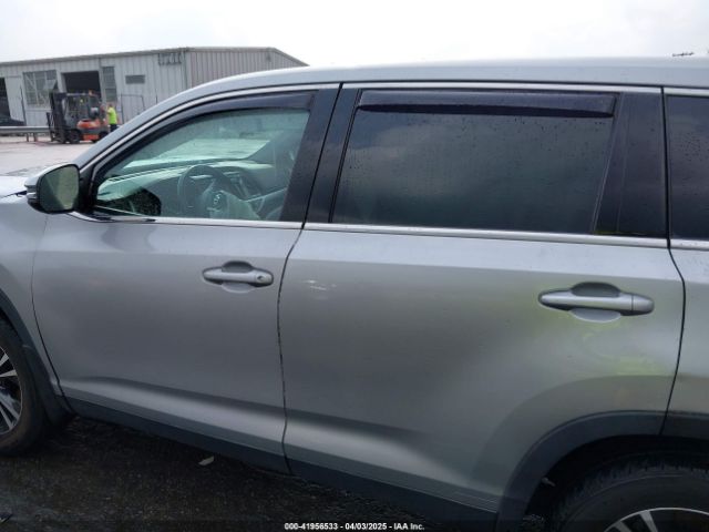5TDBZRFH6KS744282 Toyota Highlander Le