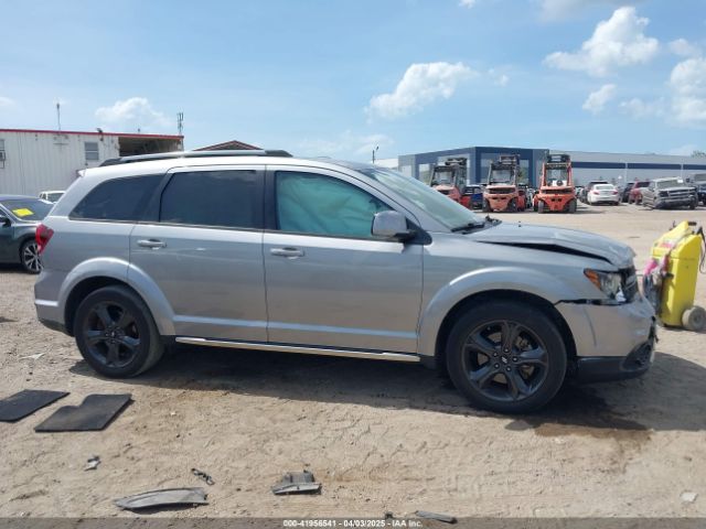 3C4PDCGG0KT857688 Dodge Journey Crossroad