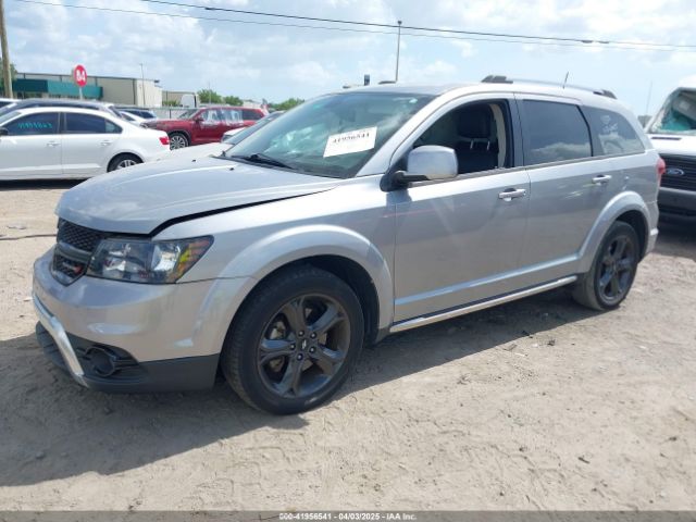 3C4PDCGG0KT857688 Dodge Journey Crossroad