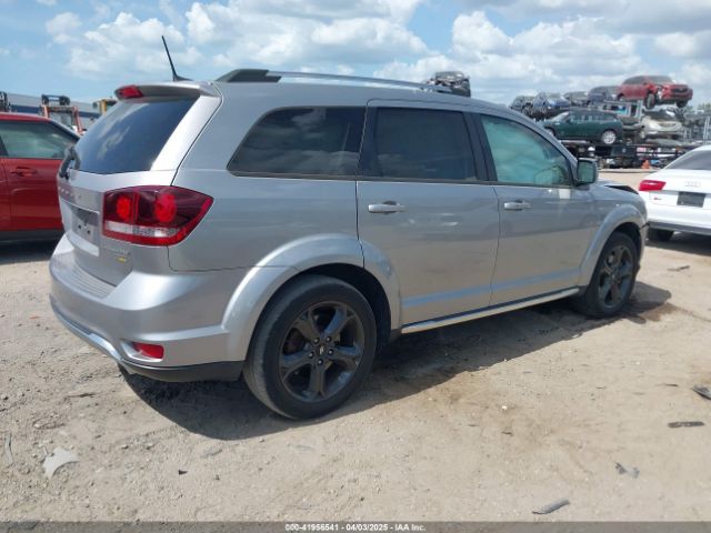 3C4PDCGG0KT857688 Dodge Journey Crossroad