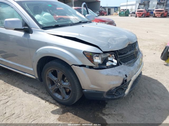 3C4PDCGG0KT857688 Dodge Journey Crossroad