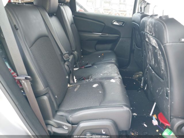 3C4PDCGG0KT857688 Dodge Journey Crossroad