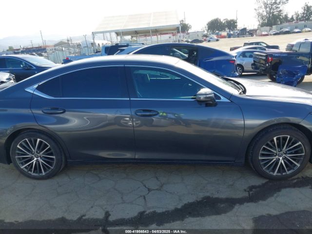 58ADA1C15PU034077 Lexus ES 300H