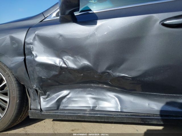 58ADA1C15PU034077 Lexus ES 300H