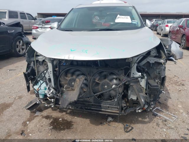 5N1AT3CA0MC828390 Nissan Rogue Sl Fwd