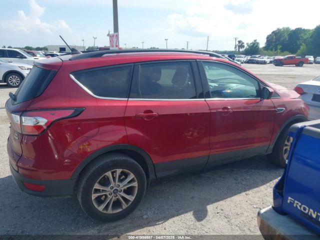1FMCU0HDXJUA52458 Ford ESCAPE SEL