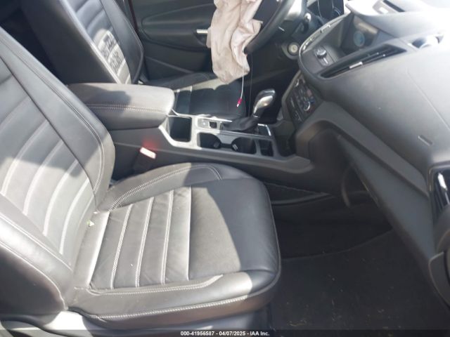 1FMCU0HDXJUA52458 Ford ESCAPE SEL