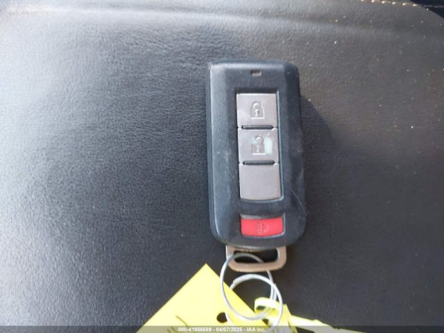 2019 MITSUBISHI OUTLANDER JA4AD3A3XKZ033759 Photo 10