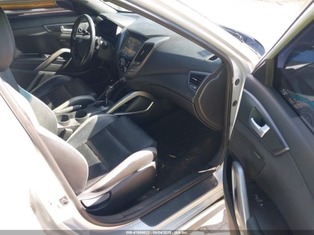 KMHTC6AE3GU248825 Hyundai Veloster Turbo