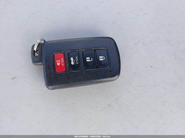 2T1BURHE5EC044008 Toyota Corolla S Plus