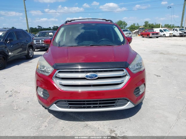 1FMCU0G98HUE51960 Ford ESCAPE SE