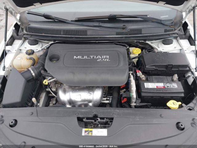 2015 CHRYSLER 200 1C3CCCAB8FN675942 Photo 9