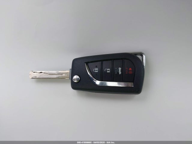 4T1C11AKXRU859338 Toyota CAMRY LE