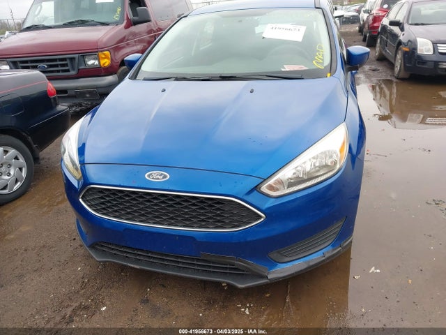 1FADP3K28JL309069 Ford FOCUS SE