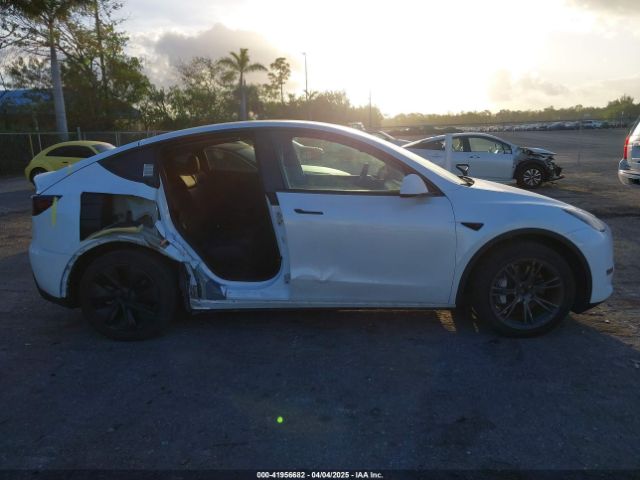 7SAYGDEE9RA291266 Tesla Model Y Long Range Dual Motor All-wheel Drive