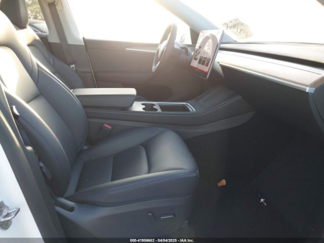 7SAYGDEE9RA291266 Tesla Model Y Long Range Dual Motor All-wheel Drive