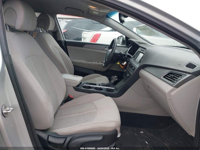 5NPE24AF2GH392177 Hyundai SONATA SE