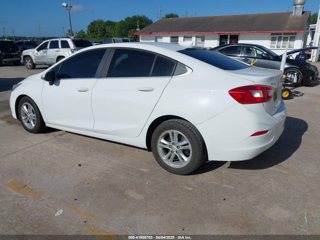 1G1BE5SM7H7105752 Chevrolet Cruze Lt Auto
