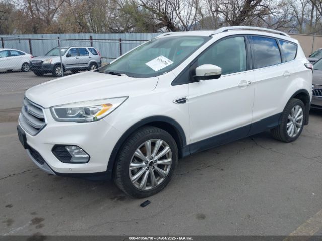 1FMCU9J95JUA55830 Ford Escape Titanium