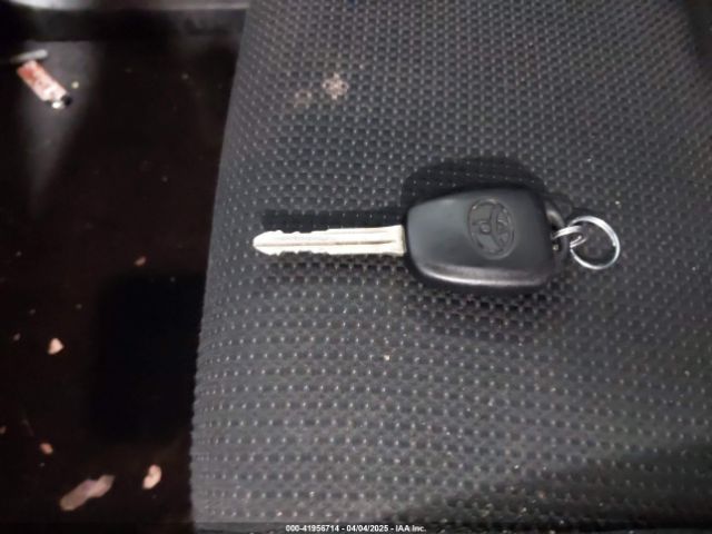 2T3RFREV9GW494685 Toyota Rav4 Xle