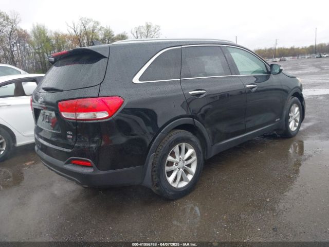 5XYPGDA33GG042323 KIA Sorento 2.4l Lx