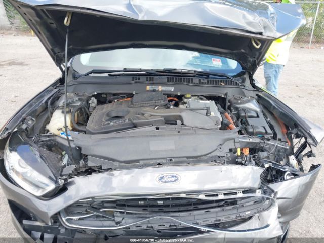 3FA6P0PU2GR322122 Ford Fusion Energi Se Luxury