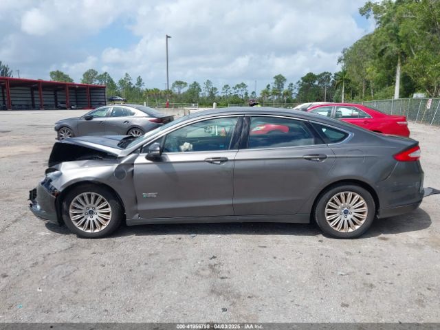 3FA6P0PU2GR322122 Ford Fusion Energi Se Luxury