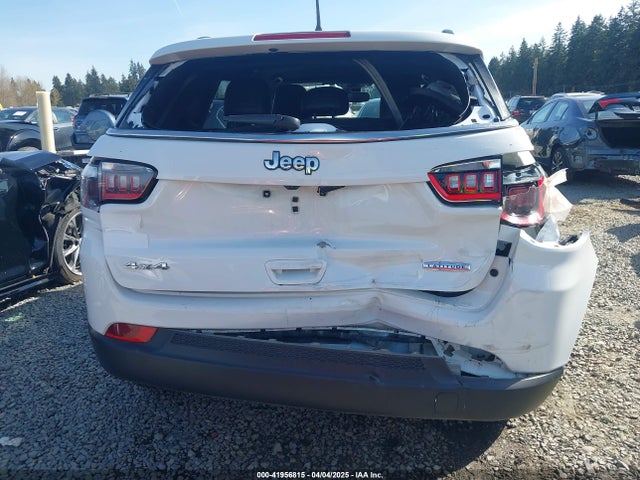 3C4NJDBN7PT561666 Jeep Compass Latitude 4x4
