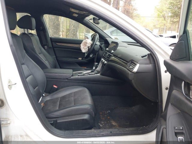 1HGCV1F36KA095541 Honda Accord Sport