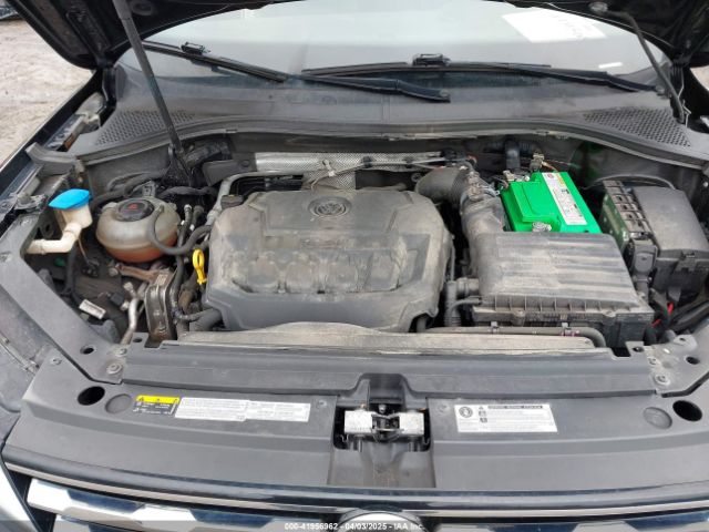 3VV2B7AX9JM192672 Volkswagen Tiguan 2.0t Se/2.0t Sel
