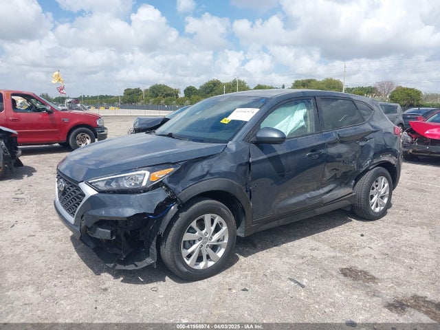 KM8J23A41MU291085 Hyundai TUCSON SE