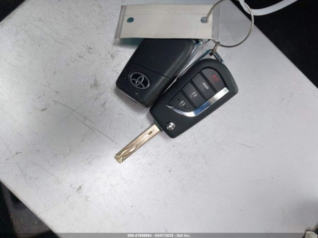 JTDEPMAE0MJ158213 Toyota COROLLA LE