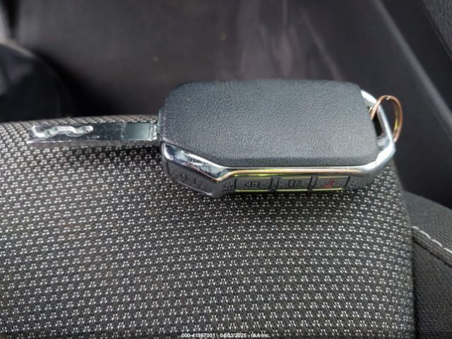 3KPF24AD0NE455801 KIA Forte Lxs