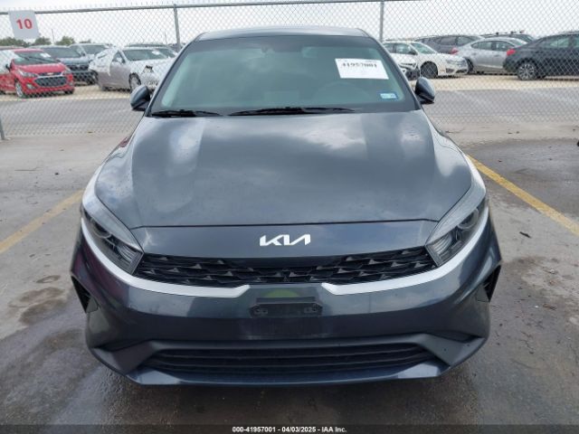 3KPF24AD0NE455801 KIA Forte Lxs