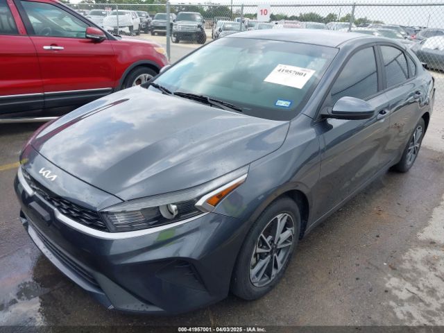 3KPF24AD0NE455801 KIA Forte Lxs