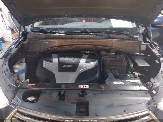 KM8SNDHF7HU224747 Hyundai Santa Fe Se