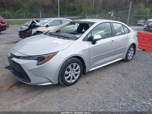 5YFB4MDE8RP191325 Toyota COROLLA LE