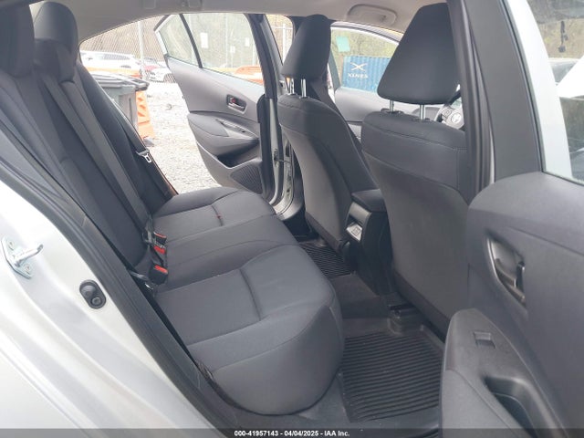 5YFB4MDE8RP191325 Toyota COROLLA LE