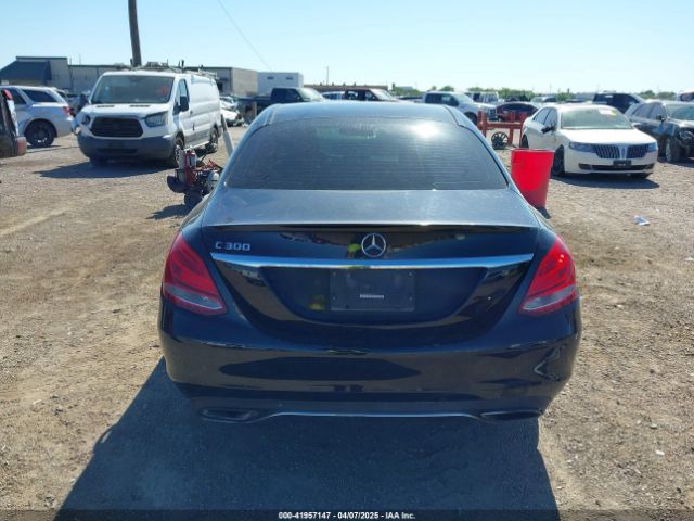 55SWF4JBXHU208527 Mercedes-Benz C 300 Luxury/sport