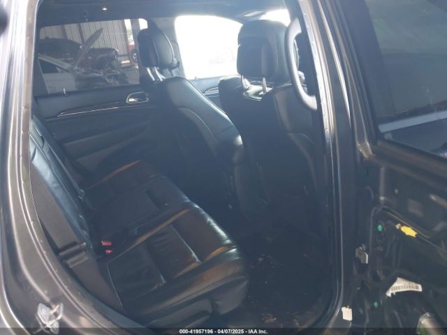 1C4RJFCG3JC268170 Jeep Grand Cherokee Overland 4x4