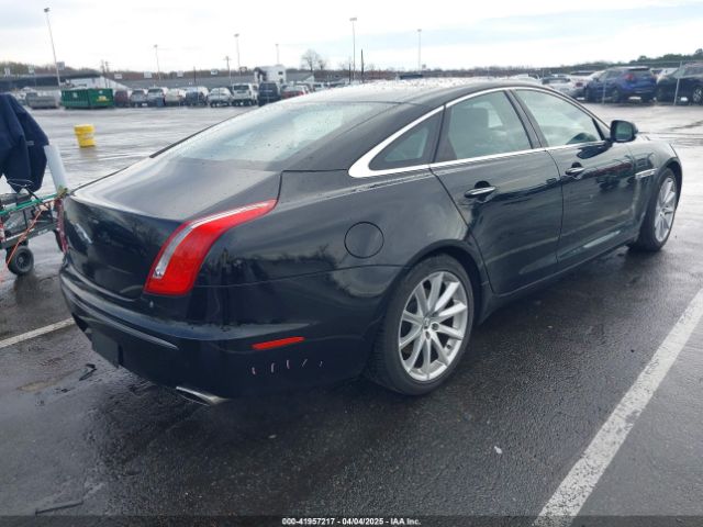 2011 JAGUAR XJ SAJWA1CB8BLV12389 Photo 3