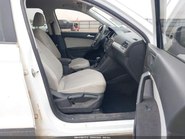 3VV1B7AX5LM079123 Volkswagen Tiguan 2.0t S