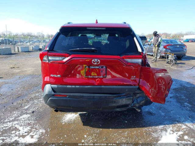 2T3G1RFVXKC011400 Toyota RAV4 LE