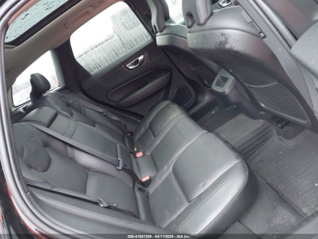 LYV102RK9KB297120 Volvo Xc60 T5 Momentum