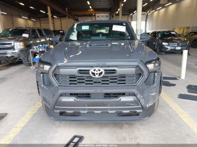 3TMLB5JN8RM017041 Toyota Tacoma Trd Sport 4wd