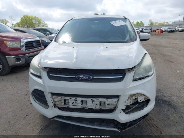 1FMCU0G94EUC38662 Ford ESCAPE SE