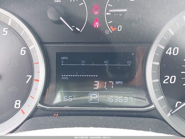 3N1AB7AP8EL642062 Nissan SENTRA SV