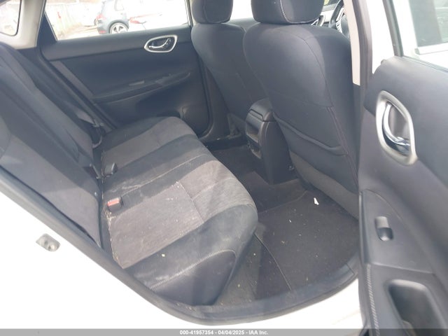 3N1AB7AP8EL642062 Nissan SENTRA SV