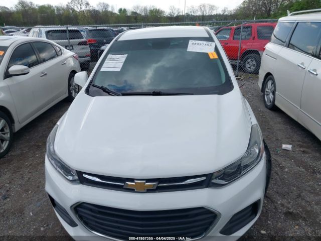 3GNCJKSB5HL269217 Chevrolet TRAX LS
